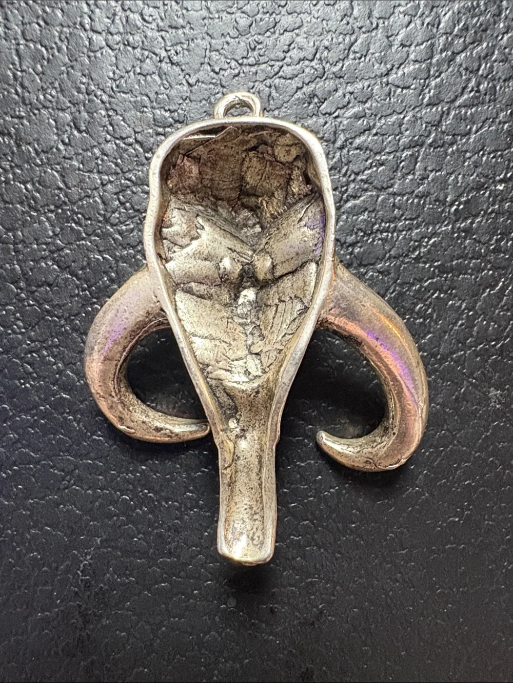 Silver Mandalorian Mythosaur Pendant Necklace Star wars